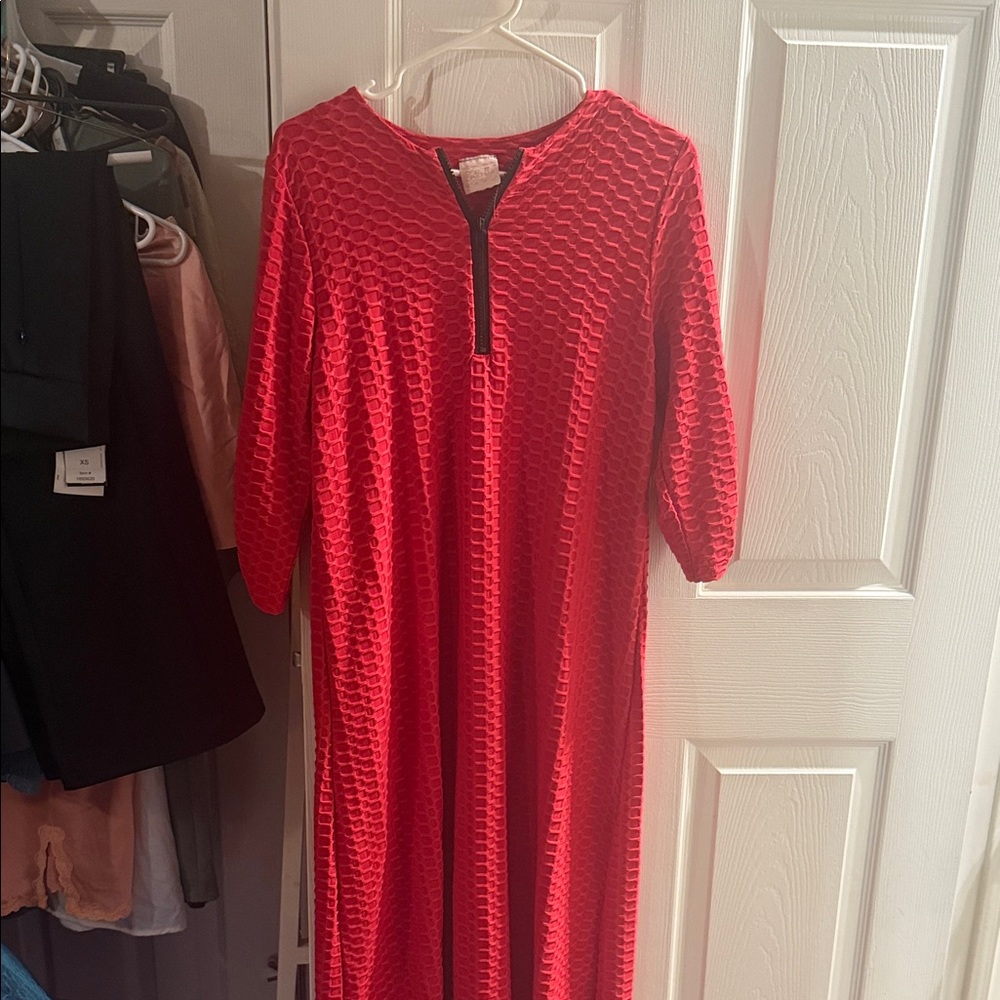 Red Textured Maxi Dress with Front Zip